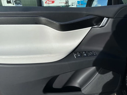 Tesla Model X - Afbeelding 19 van 27