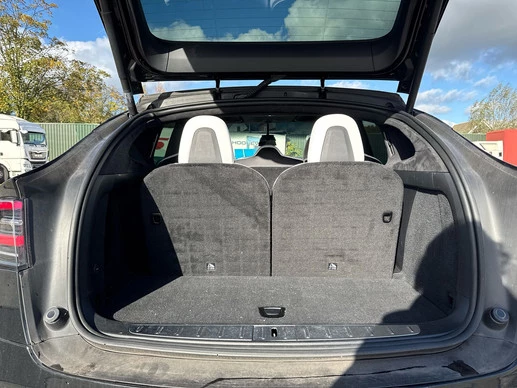 Tesla Model X - Afbeelding 23 van 27