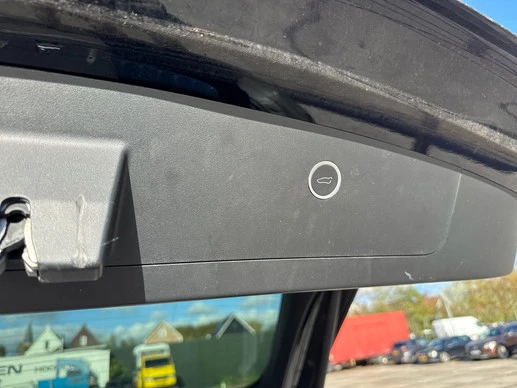 Tesla Model X - Afbeelding 24 van 27