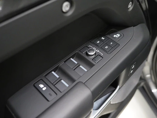 Land Rover Defender - Afbeelding 19 van 30