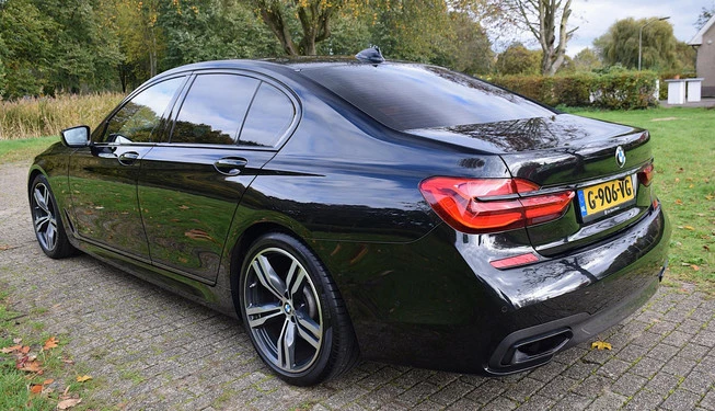 BMW 7 Serie - Afbeelding 12 van 30
