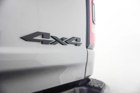 Dodge Ram 1500 - Afbeelding 18 van 30