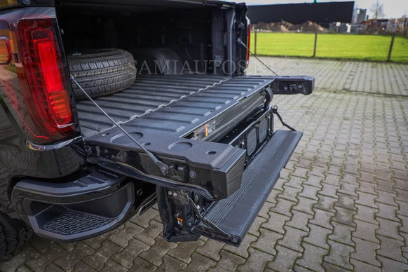 GMC Sierra - Afbeelding 16 van 30