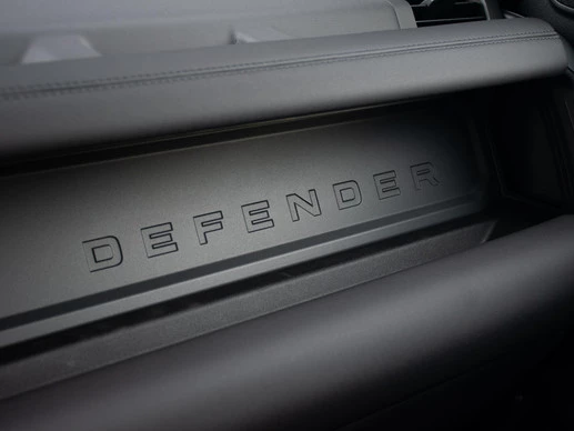 Land Rover Defender - Afbeelding 15 van 30