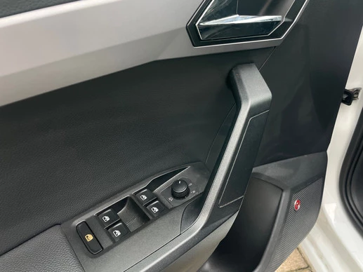 SEAT Ibiza - Afbeelding 13 van 27