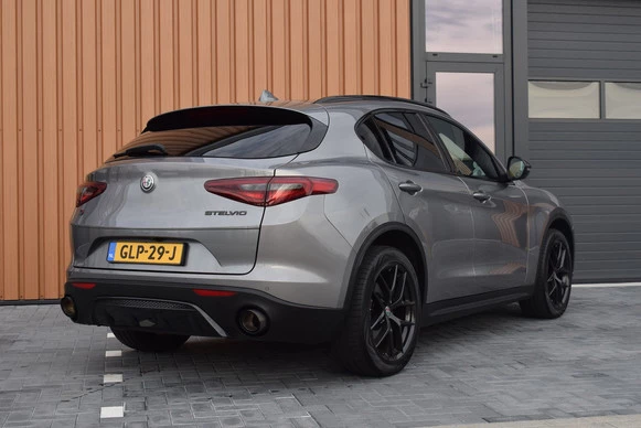 Alfa Romeo Stelvio - Afbeelding 4 van 30