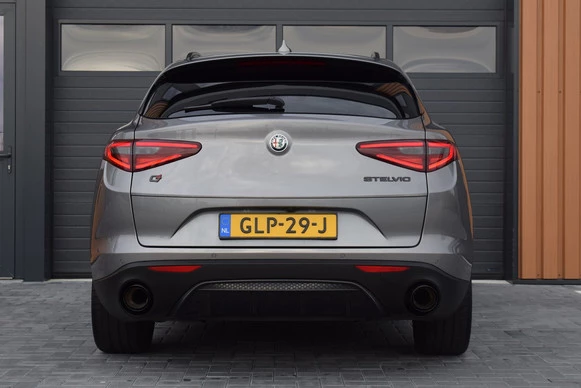 Alfa Romeo Stelvio - Afbeelding 9 van 30