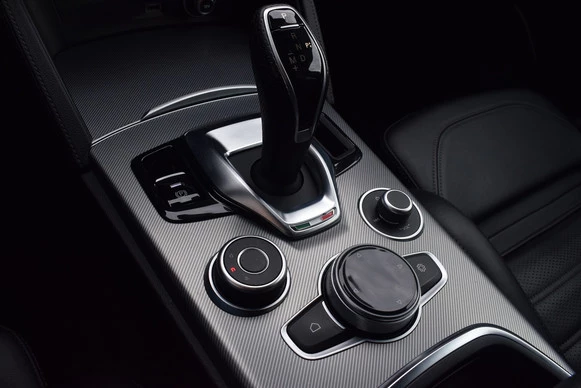 Alfa Romeo Stelvio - Afbeelding 20 van 30