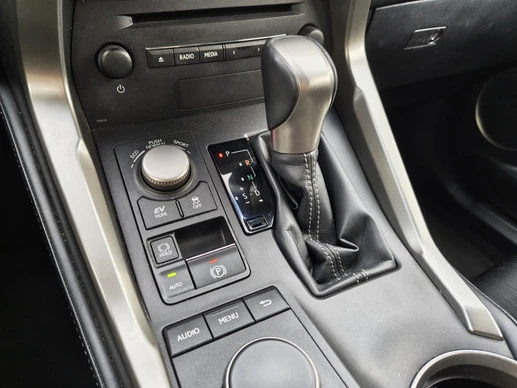 Lexus NX - Afbeelding 20 van 30