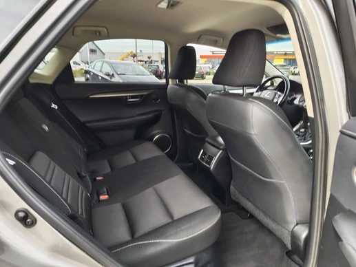 Lexus NX - Afbeelding 28 van 30