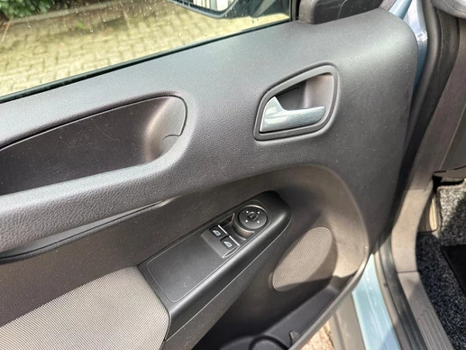 Ford Tourneo Courier - Afbeelding 11 van 23