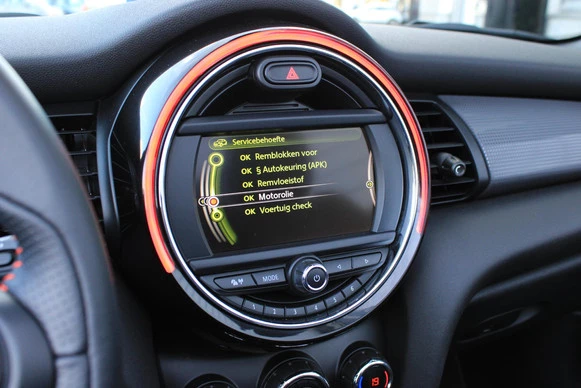 MINI Cooper Cabrio - Afbeelding 22 van 30