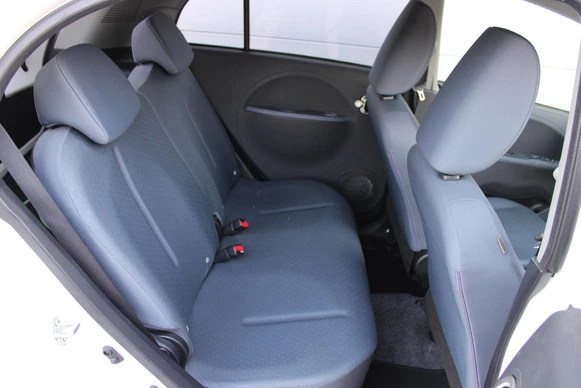 Peugeot iOn - Afbeelding 10 van 30