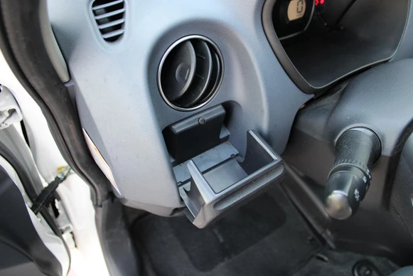 Peugeot iOn - Afbeelding 21 van 30