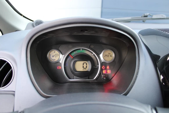 Peugeot iOn - Afbeelding 29 van 30