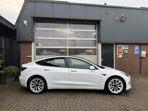 Tesla Model 3 - Afbeelding 4 van 23