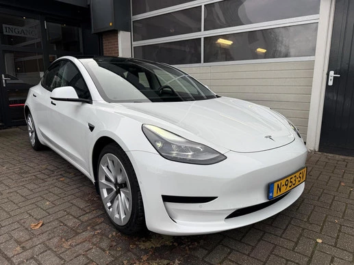 Tesla Model 3 - Afbeelding 7 van 23