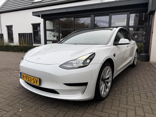 Tesla Model 3 - Afbeelding 8 van 23