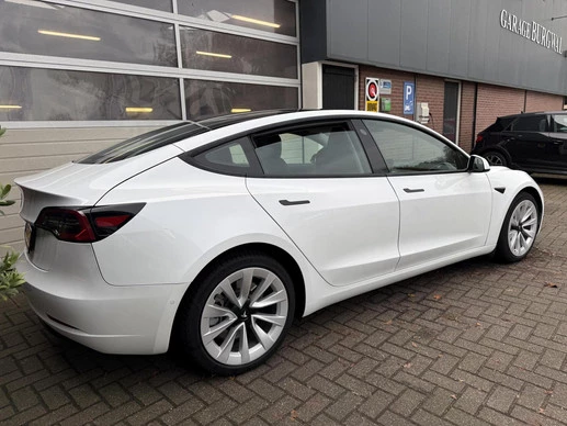 Tesla Model 3 - Afbeelding 10 van 23