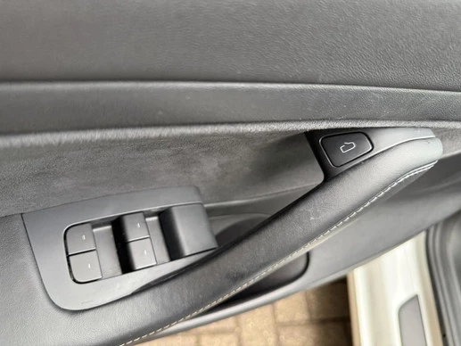 Tesla Model 3 - Afbeelding 15 van 23