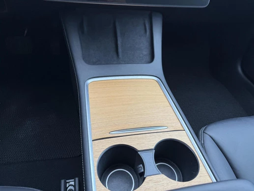 Tesla Model 3 - Afbeelding 19 van 23