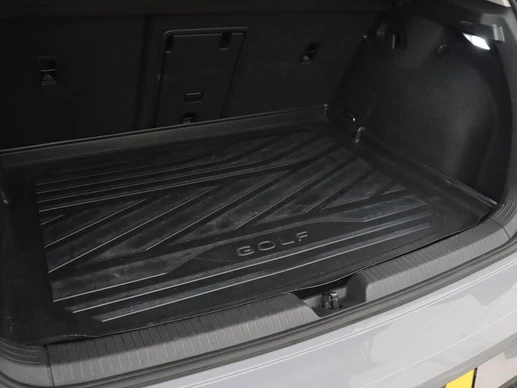 Volkswagen Golf - Afbeelding 13 van 30