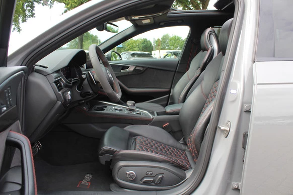 Audi RS4 - Afbeelding 10 van 30