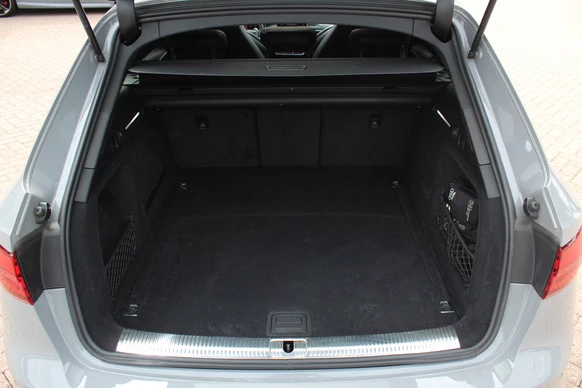 Audi RS4 - Afbeelding 16 van 30