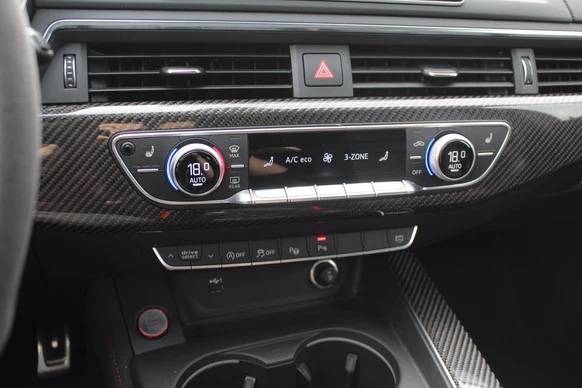 Audi RS4 - Afbeelding 27 van 30