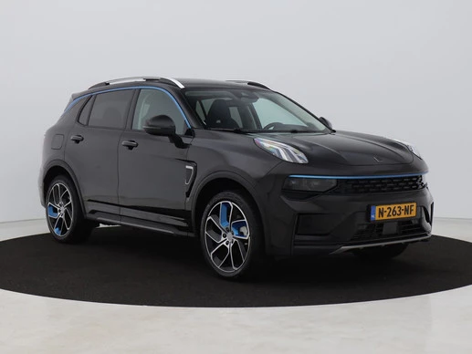 Lynk & Co 01 - Afbeelding 2 van 30