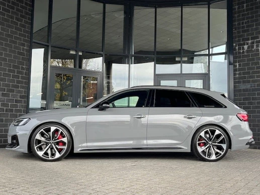 Audi RS4 - Afbeelding 2 van 30