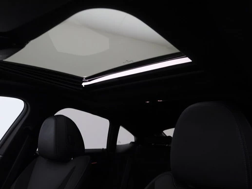 BMW i4 - Afbeelding 11 van 30