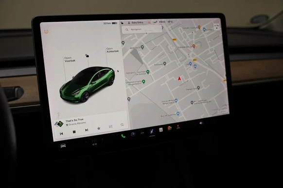 Tesla Model 3 - Afbeelding 8 van 30