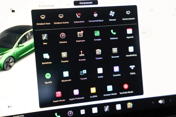 Tesla Model 3 - Afbeelding 27 van 30