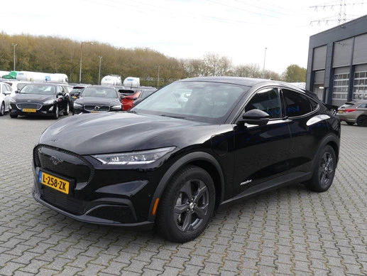 Ford Mustang Mach-E - Afbeelding 2 van 24
