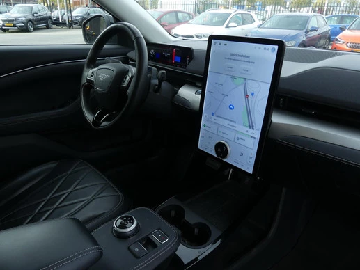 Ford Mustang Mach-E - Afbeelding 10 van 24