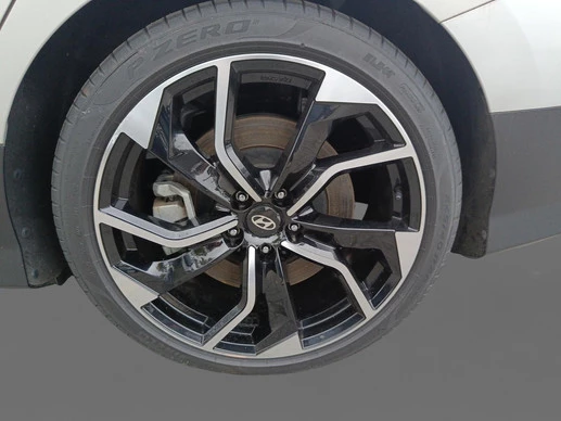 Hyundai IONIQ 6 - Afbeelding 8 van 28