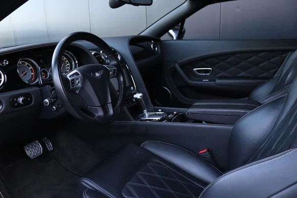 Bentley Continental GT - Afbeelding 12 van 30