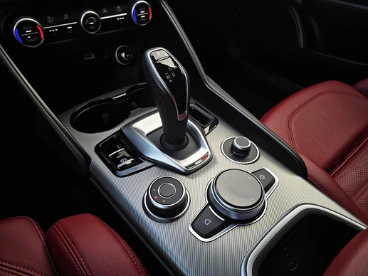 Alfa Romeo Giulia - Afbeelding 13 van 18