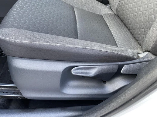 Toyota Yaris Cross - Afbeelding 20 van 30