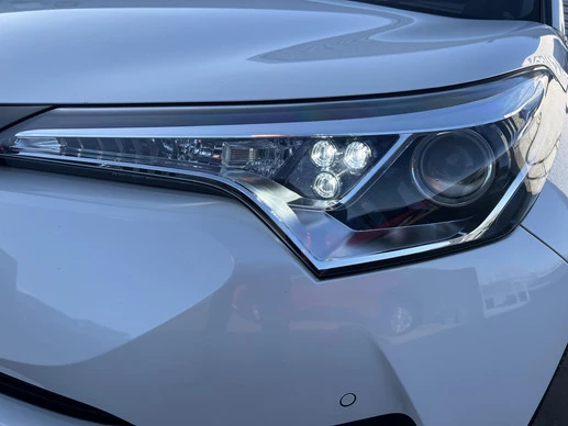 Toyota C-HR - Afbeelding 14 van 30