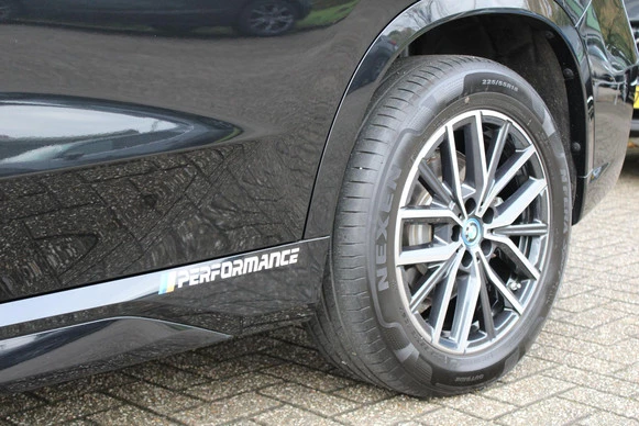 BMW iX1 - Afbeelding 12 van 30