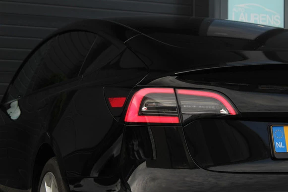Tesla Model 3 - Afbeelding 5 van 28