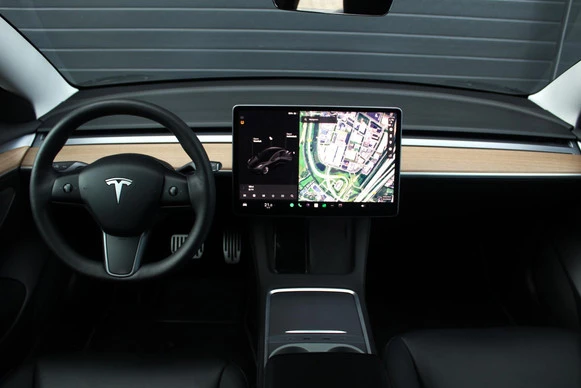 Tesla Model 3 - Afbeelding 26 van 28