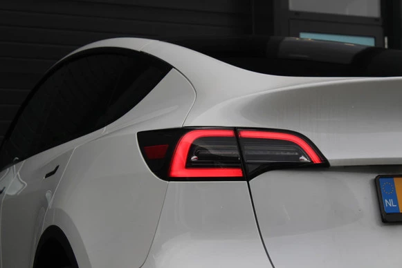 Tesla Model Y - Afbeelding 6 van 27