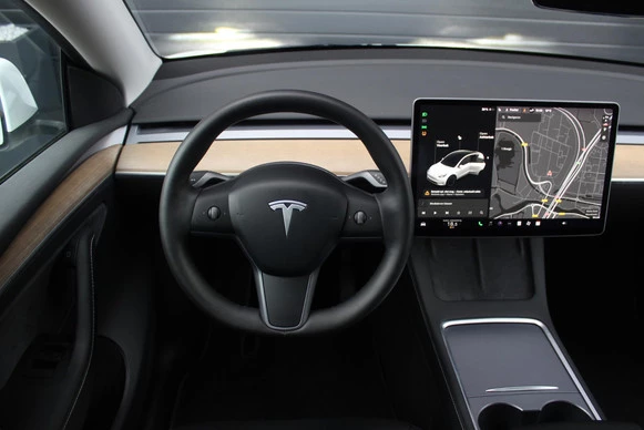 Tesla Model Y - Afbeelding 13 van 27