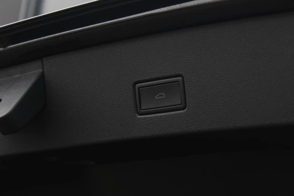 Volkswagen T-Roc - Afbeelding 29 van 30