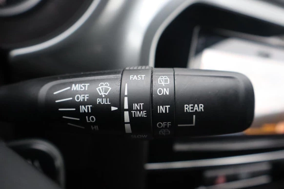 Suzuki Vitara - Afbeelding 8 van 23