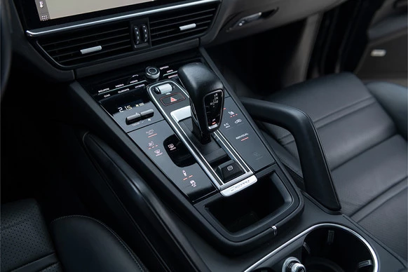 Porsche Cayenne - Afbeelding 8 van 30