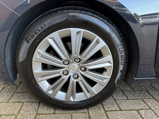Peugeot 308 - Afbeelding 25 van 28